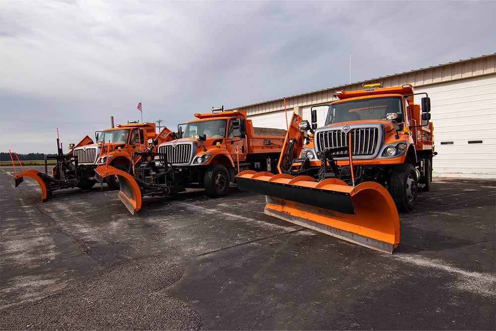 Snow plows Town of Newton Wisconsin in Manitowoc County